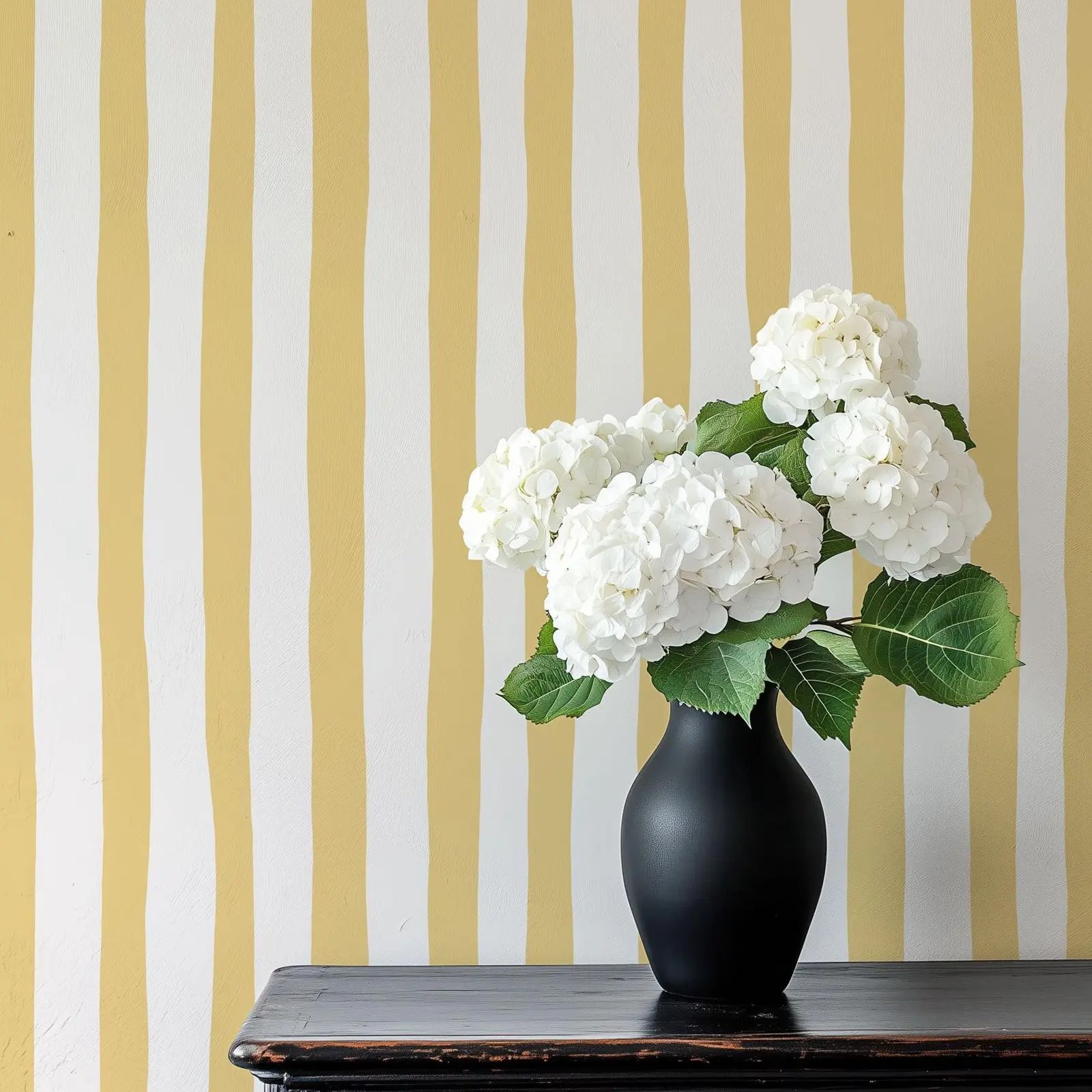 Обои Sunshine Yellow Wobbly St – обзор и цена Baby Nursery Yellow Walls